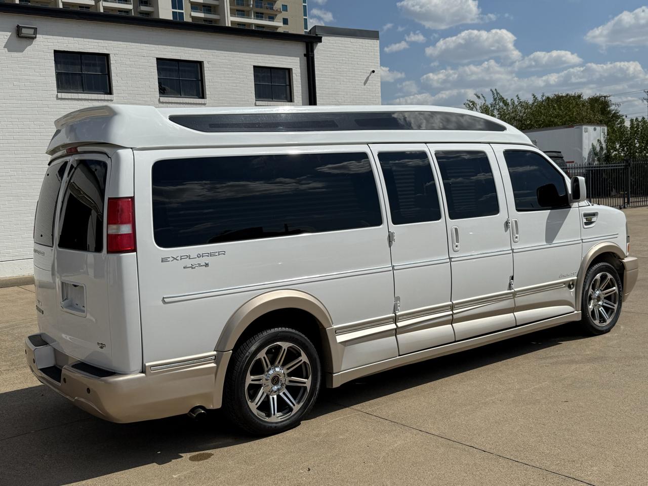 Chevrolet Express  2017
