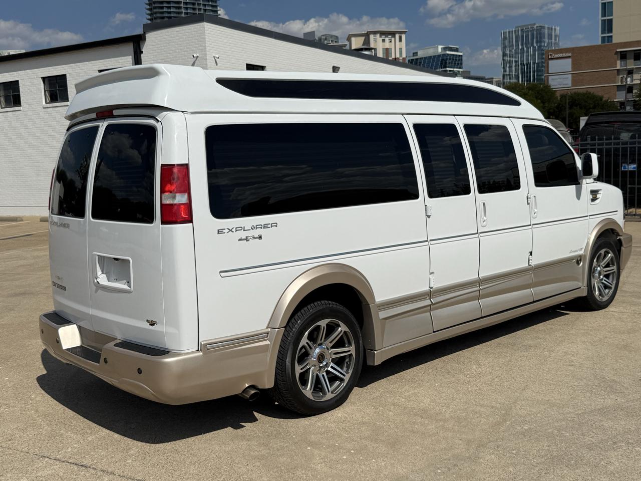 Chevrolet Express  2017