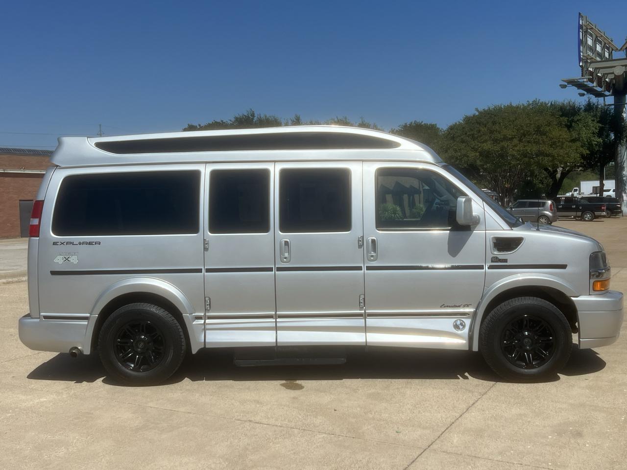 Chevrolet Express  2021