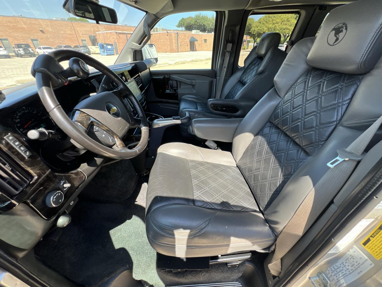 Chevrolet Express  2021