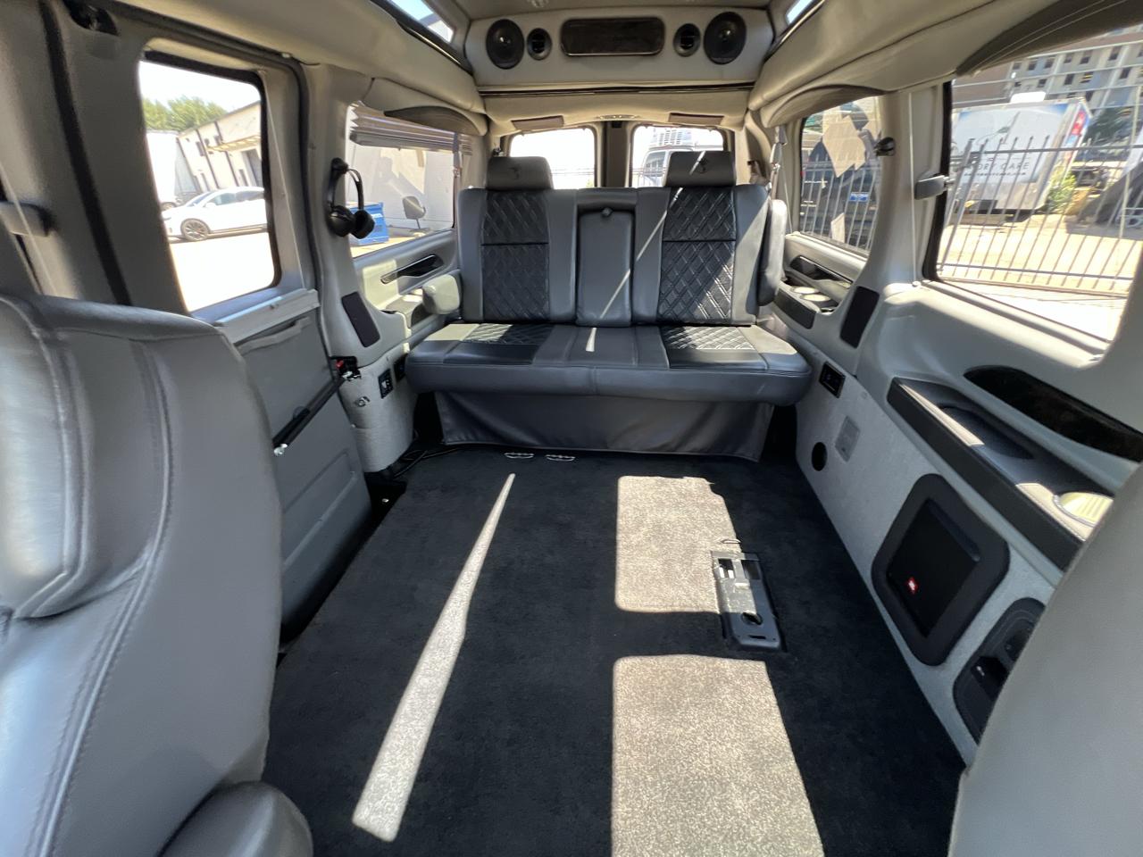 Chevrolet Express  2021