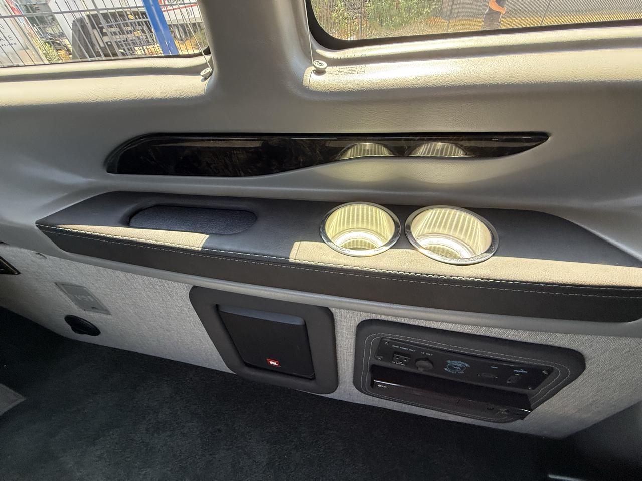 Chevrolet Express  2021
