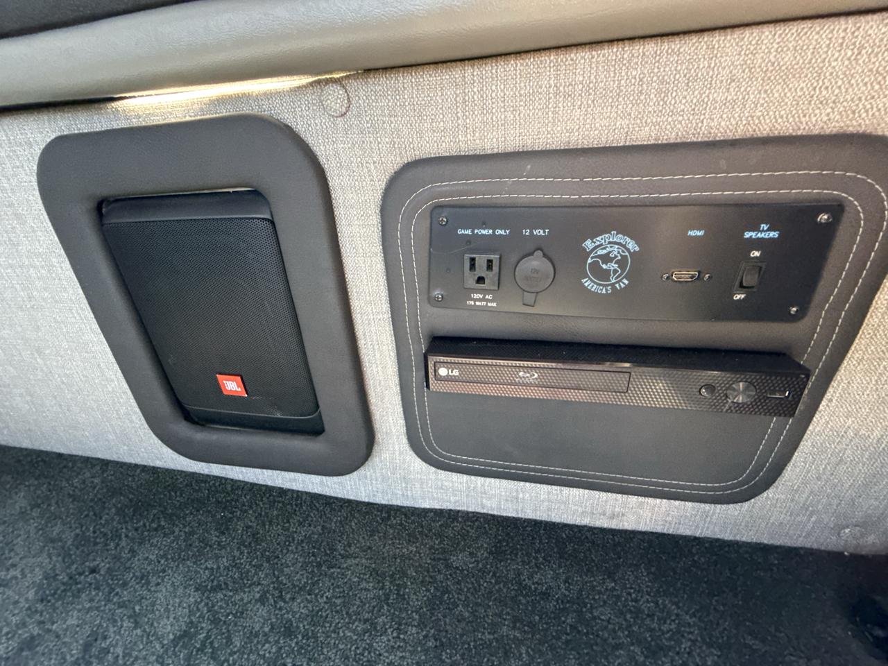 Chevrolet Express  2021