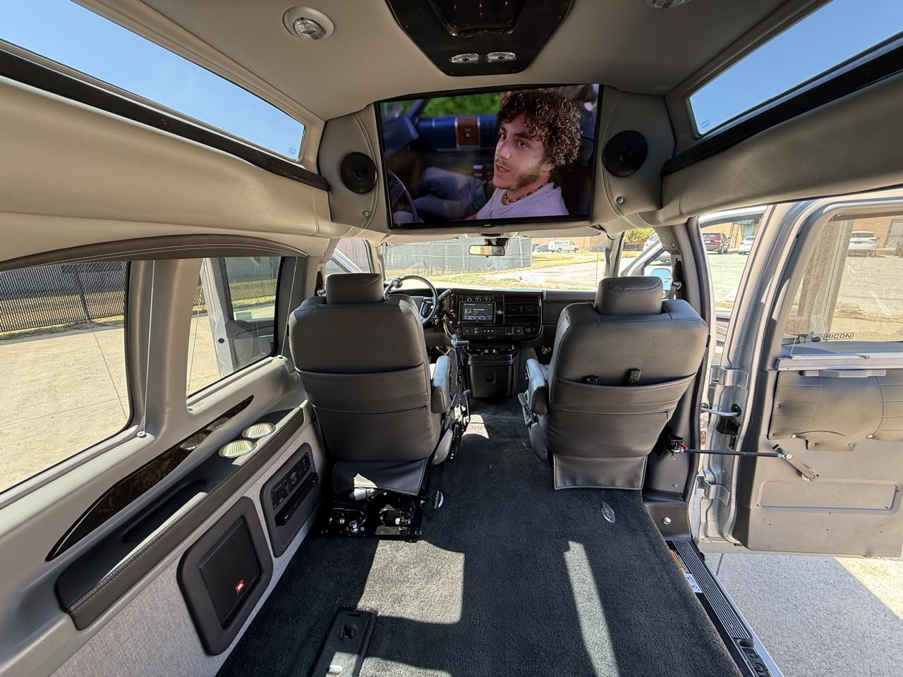 Chevrolet Express  2021