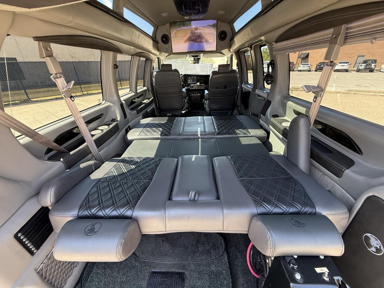 Chevrolet Express  2021