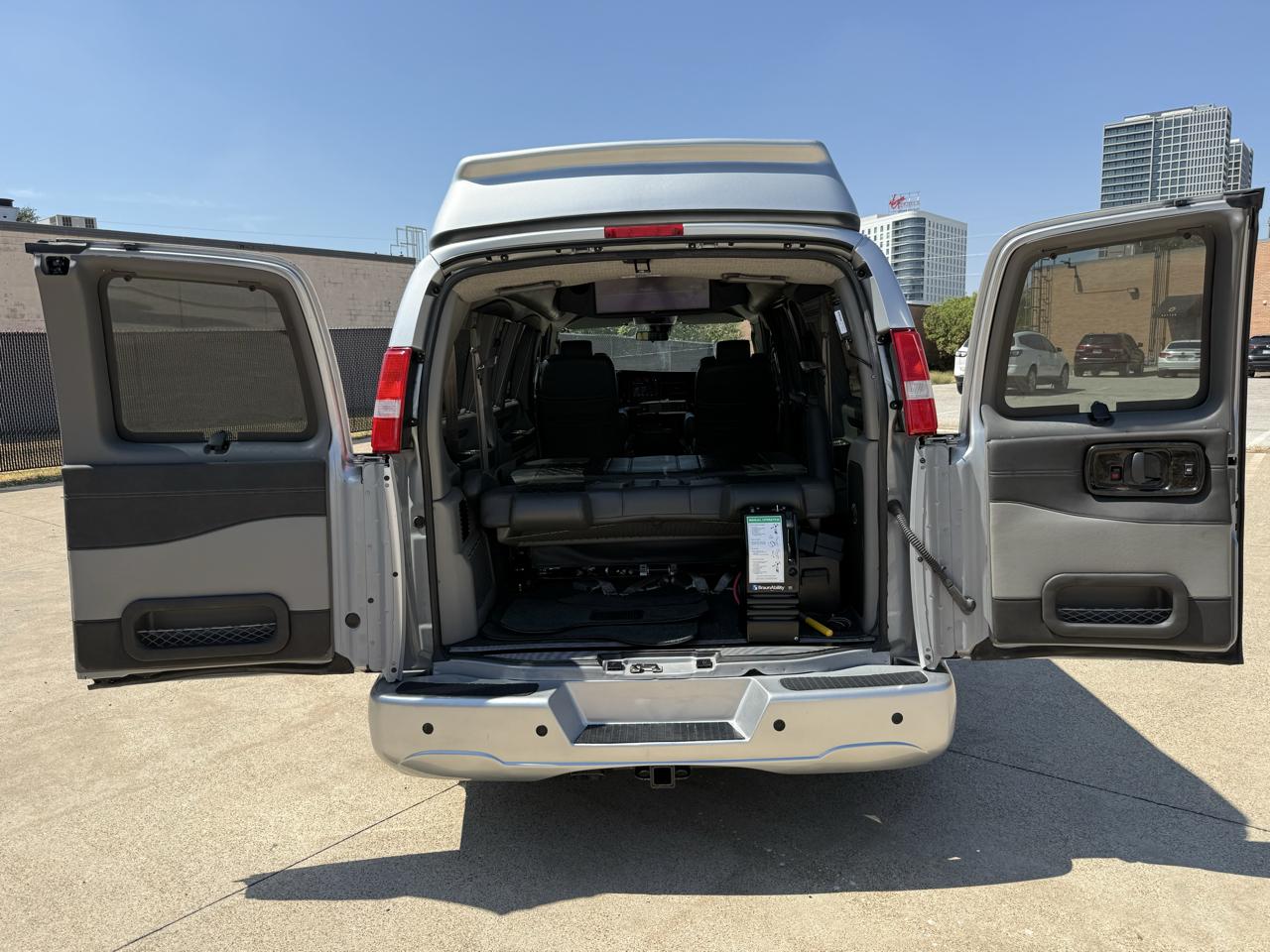 Chevrolet Express  2021