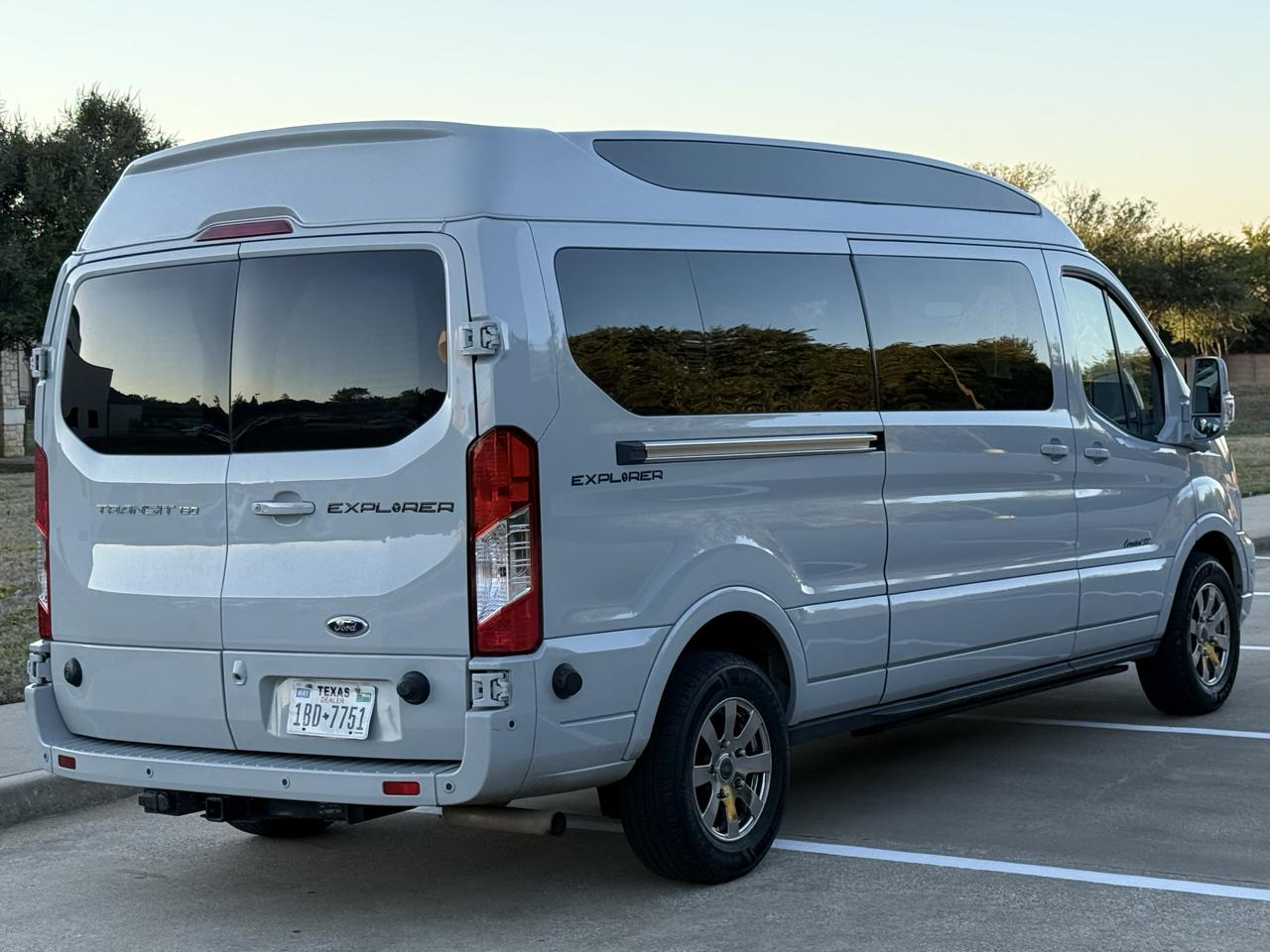 Ford Transit  2024