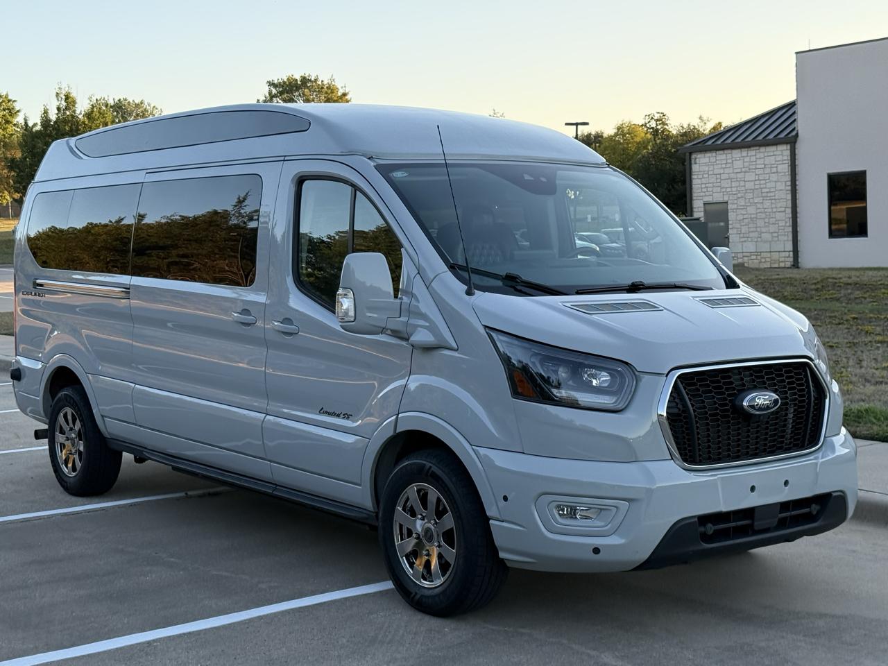 Ford Transit  2024