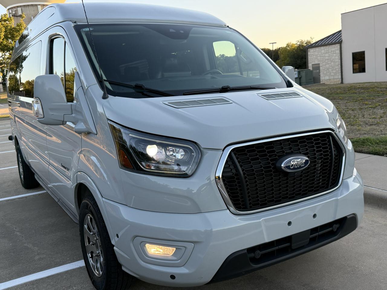 Ford Transit  2024