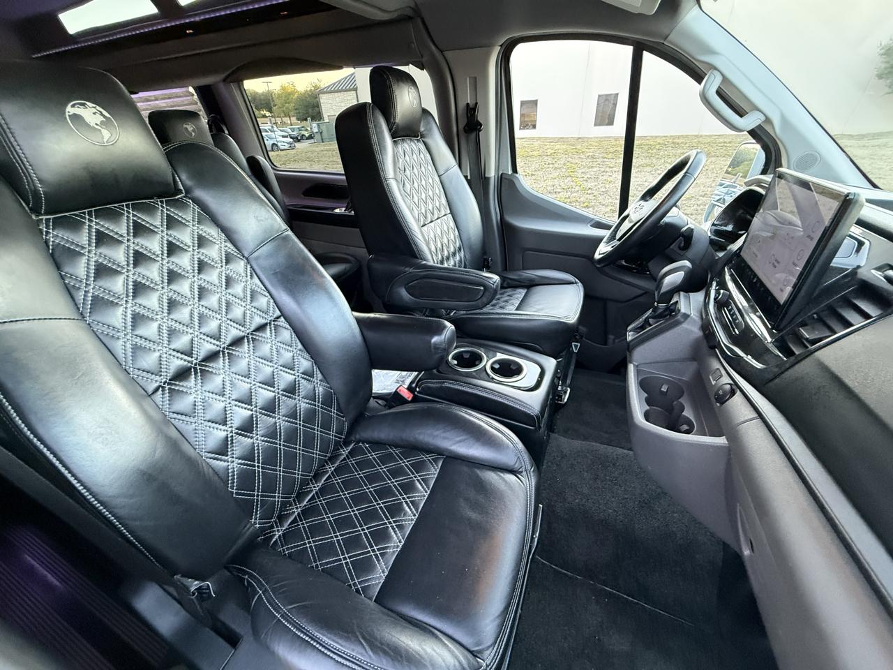 Ford Transit  2024