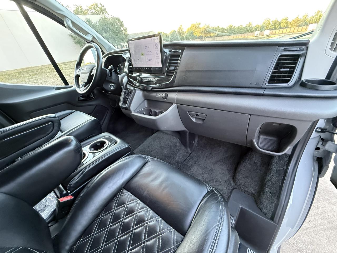 Ford Transit  2024