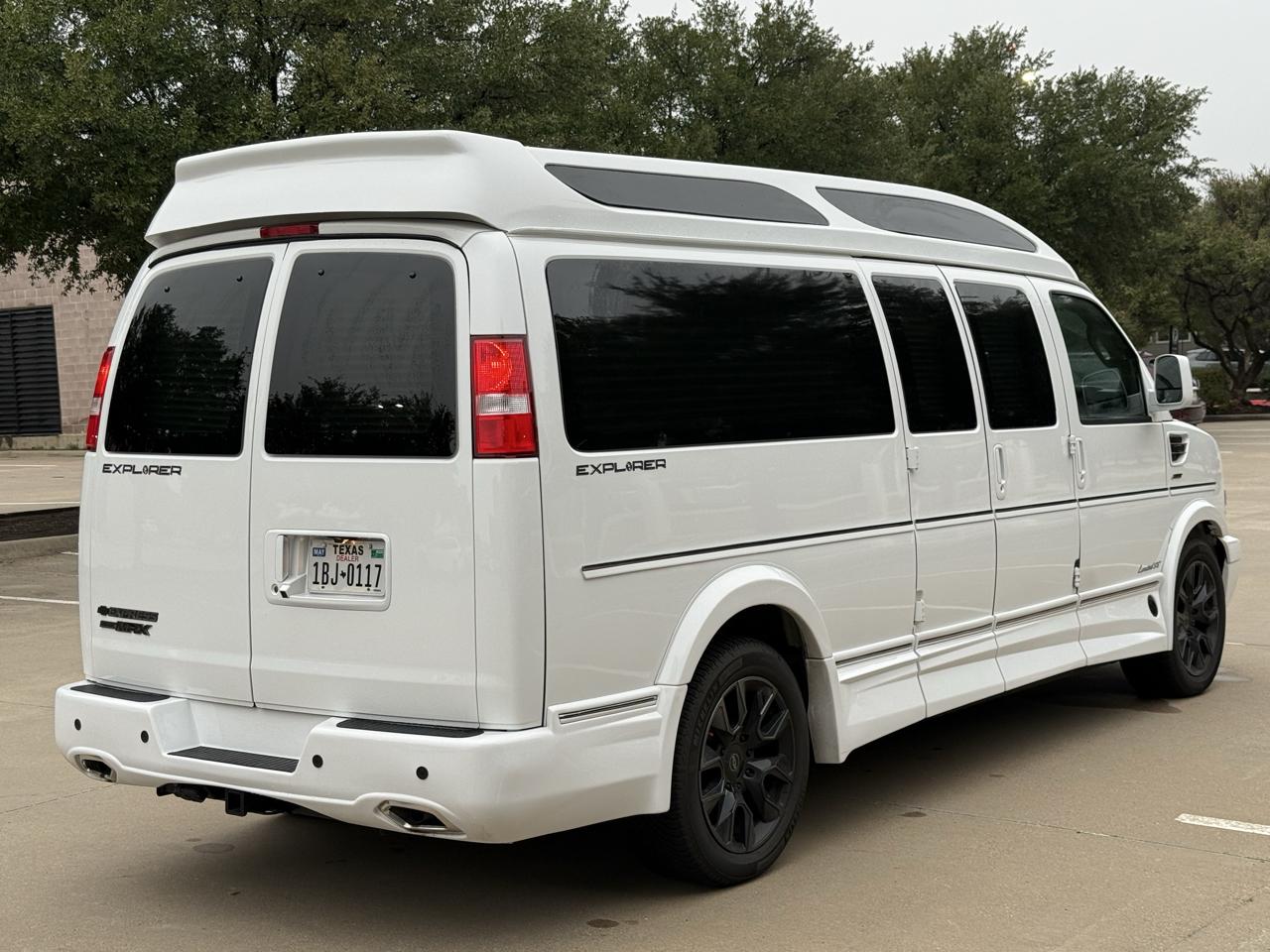 Chevrolet Express  2024