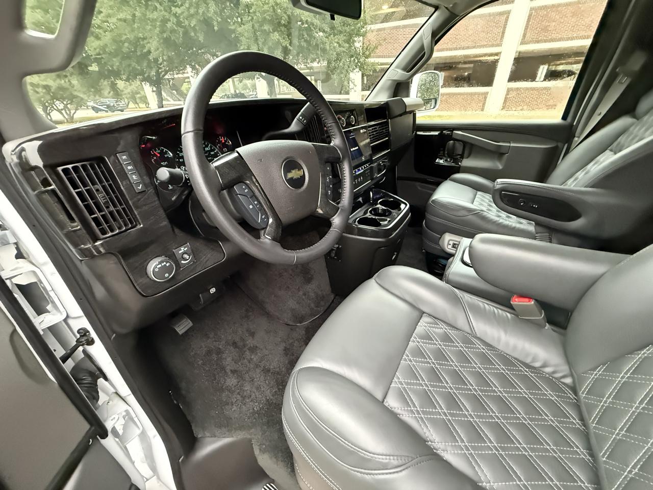 Chevrolet Express  2024