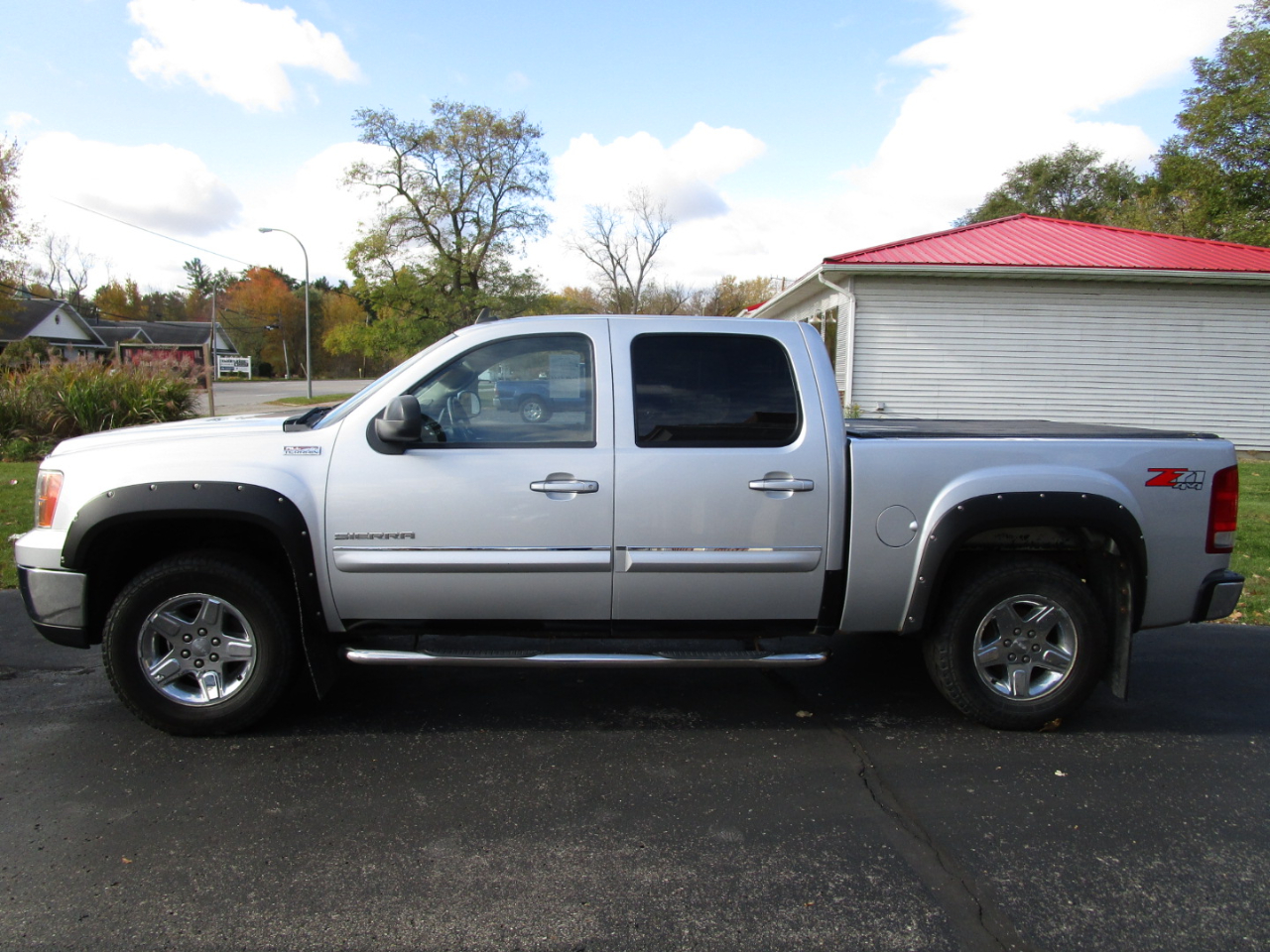 GMC Sierra 1500 SLE Crew Cab 4WD 2012 GMC Sierra 1500 SLE Crew Cab 4WD 2012