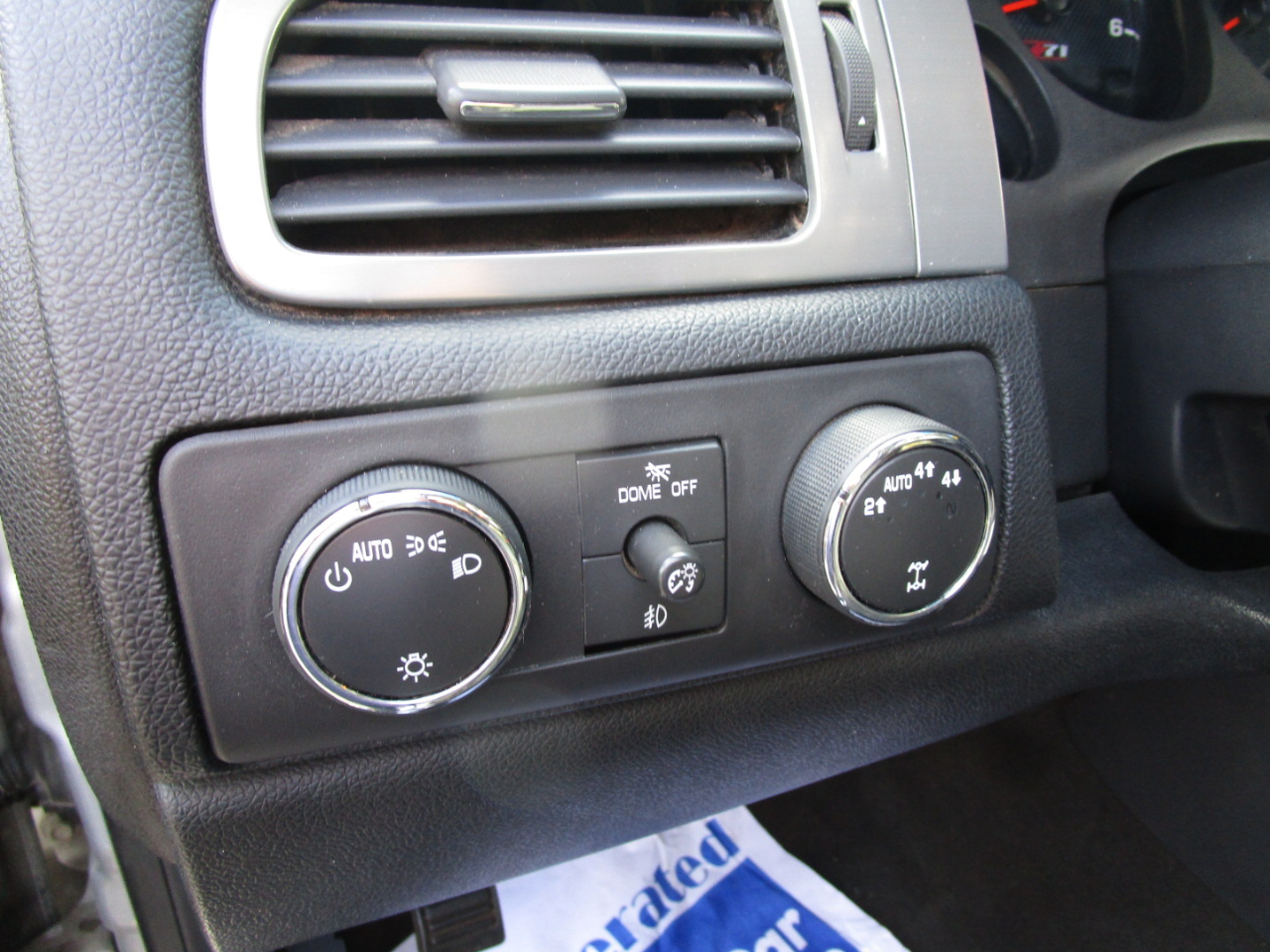 GMC Sierra 1500 SLE Crew Cab 4WD 2012 GMC Sierra 1500 SLE Crew Cab 4WD 2012