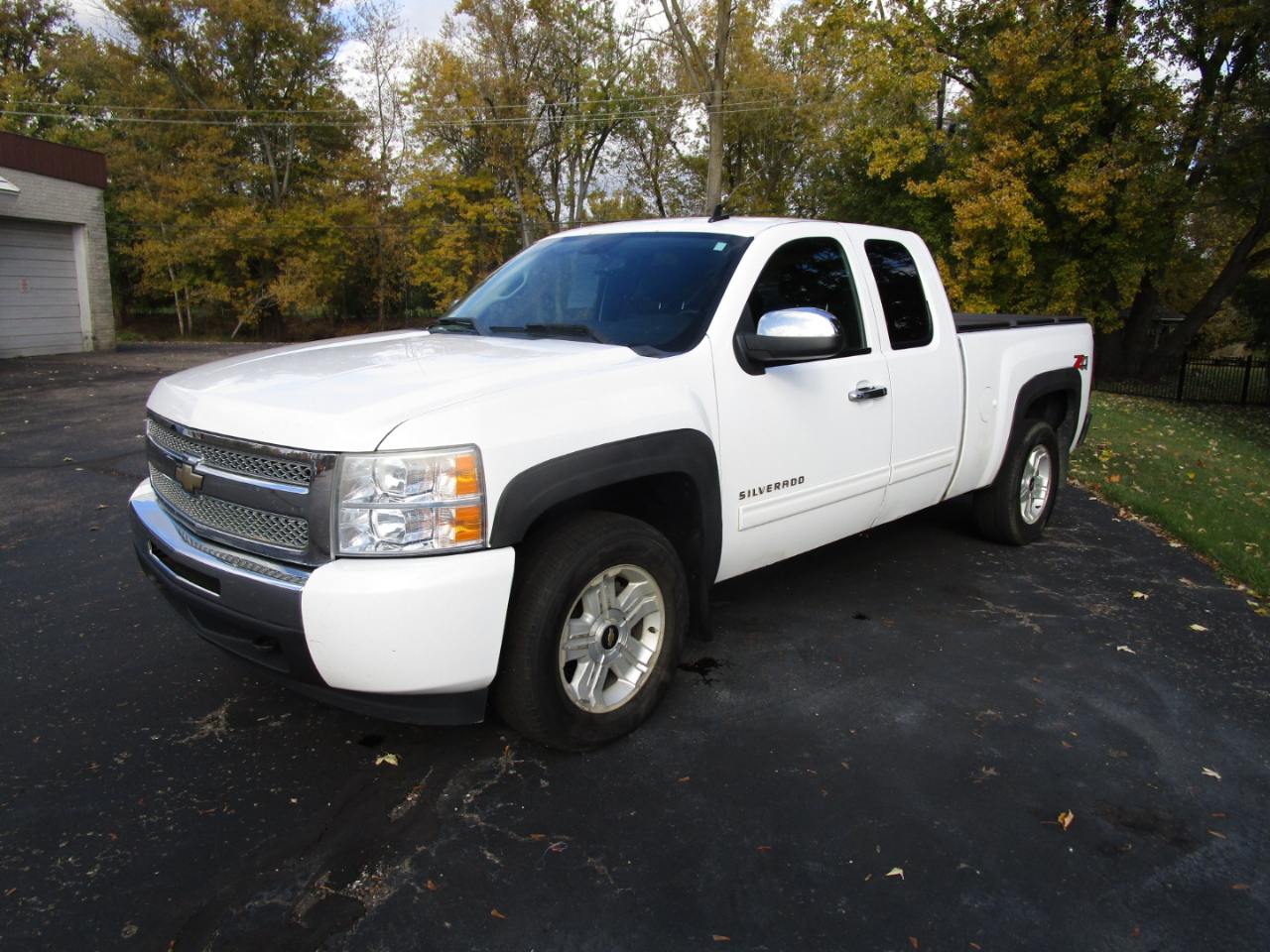 Chevrolet Silverado 1500 LT1 Extended Cab 4WD 2010 Chevrolet Silverado 1500 LT1 Extended Cab 4WD 2010