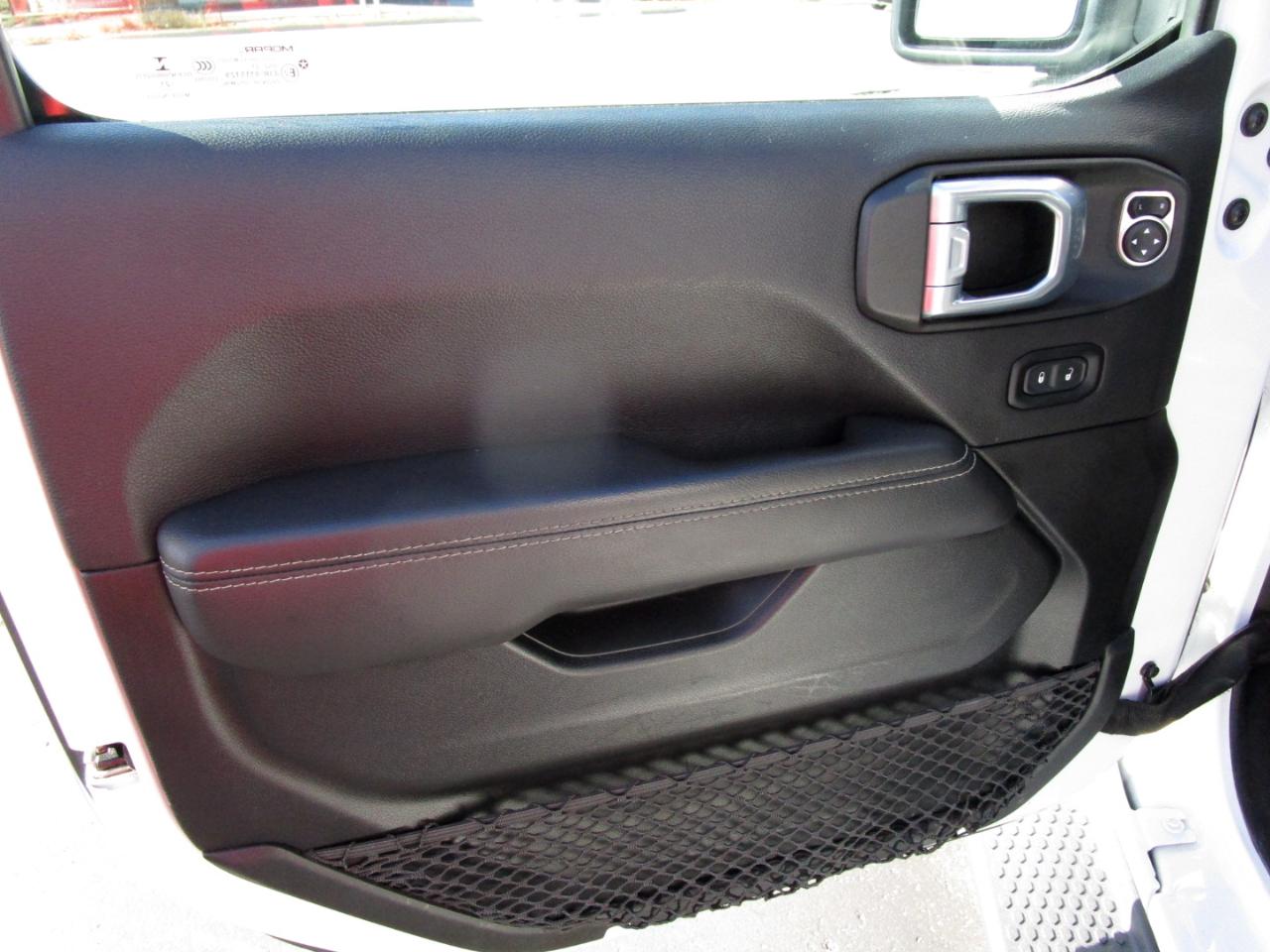 Jeep Wrangler Unlimited Sahara 2021