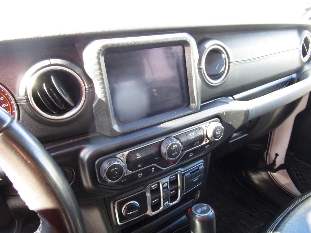 Jeep Wrangler Unlimited Sahara 2021