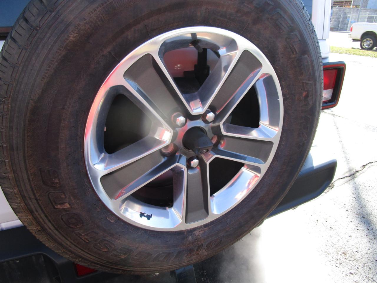 Jeep Wrangler Unlimited Sahara 2021