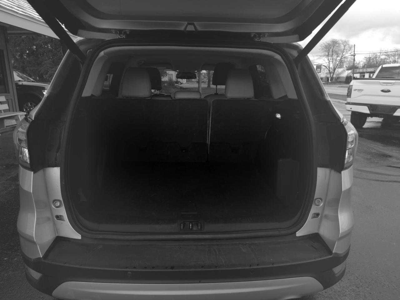 Ford Escape Titanium 4WD 2017