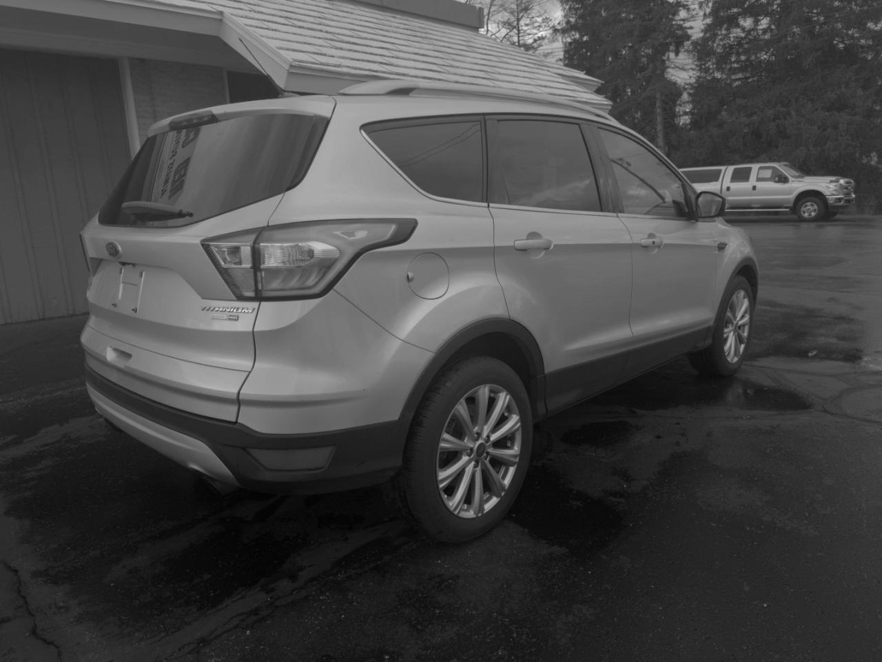 Ford Escape Titanium 4WD 2017