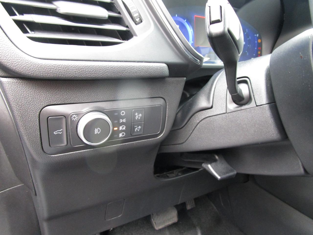 Ford Escape Titanium 4WD 2022