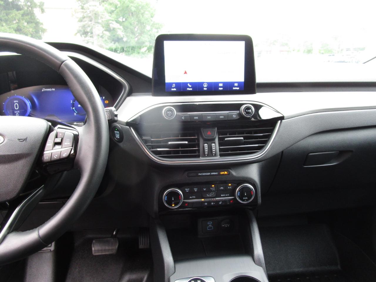 Ford Escape Titanium 4WD 2022