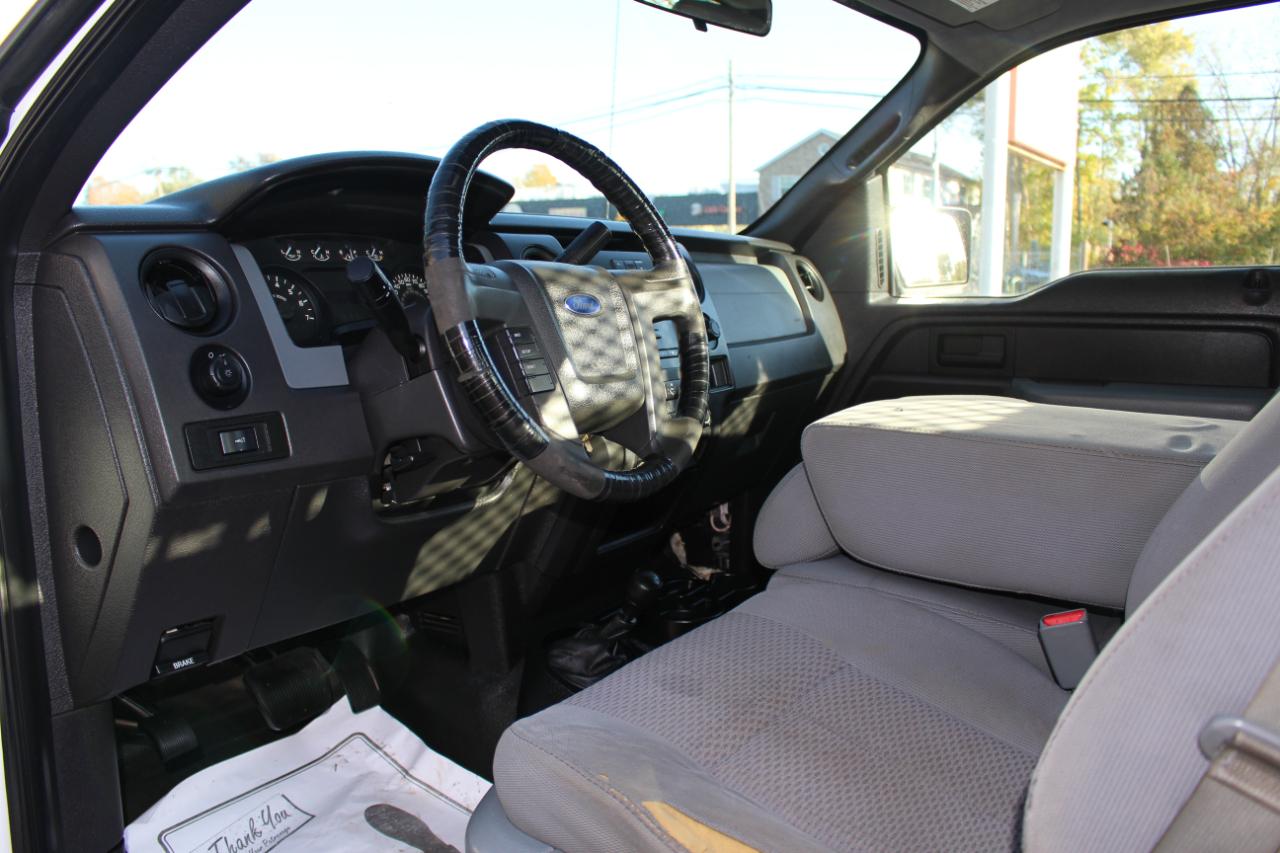 Ford F-150 XLT 8-ft. Bed 4WD 2011