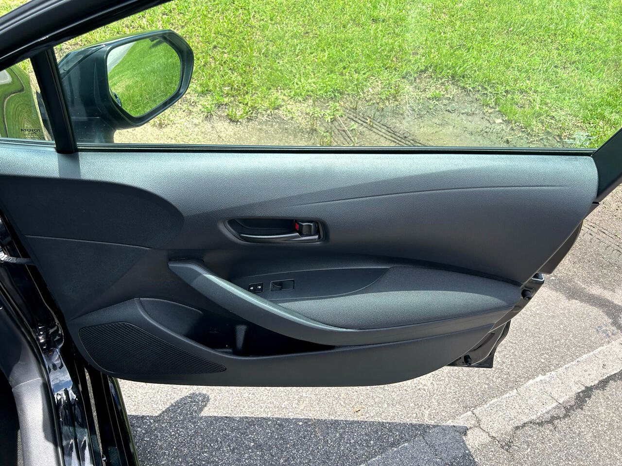 Toyota Corolla LE CVT (Natl) 2023 Toyota Corolla LE CVT (Natl) 2023