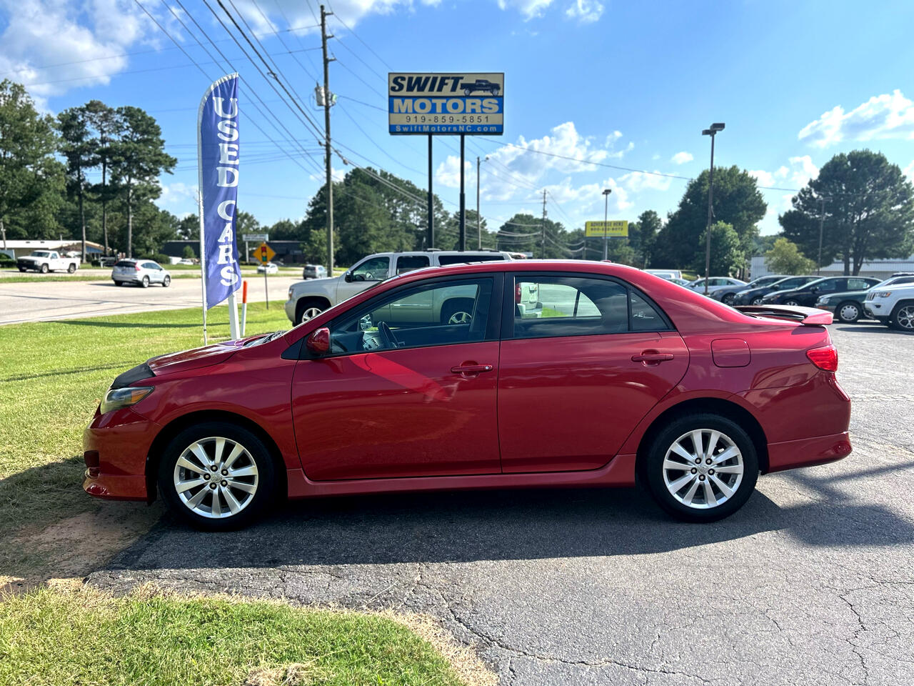 2010 Toyota Corolla photo 2
