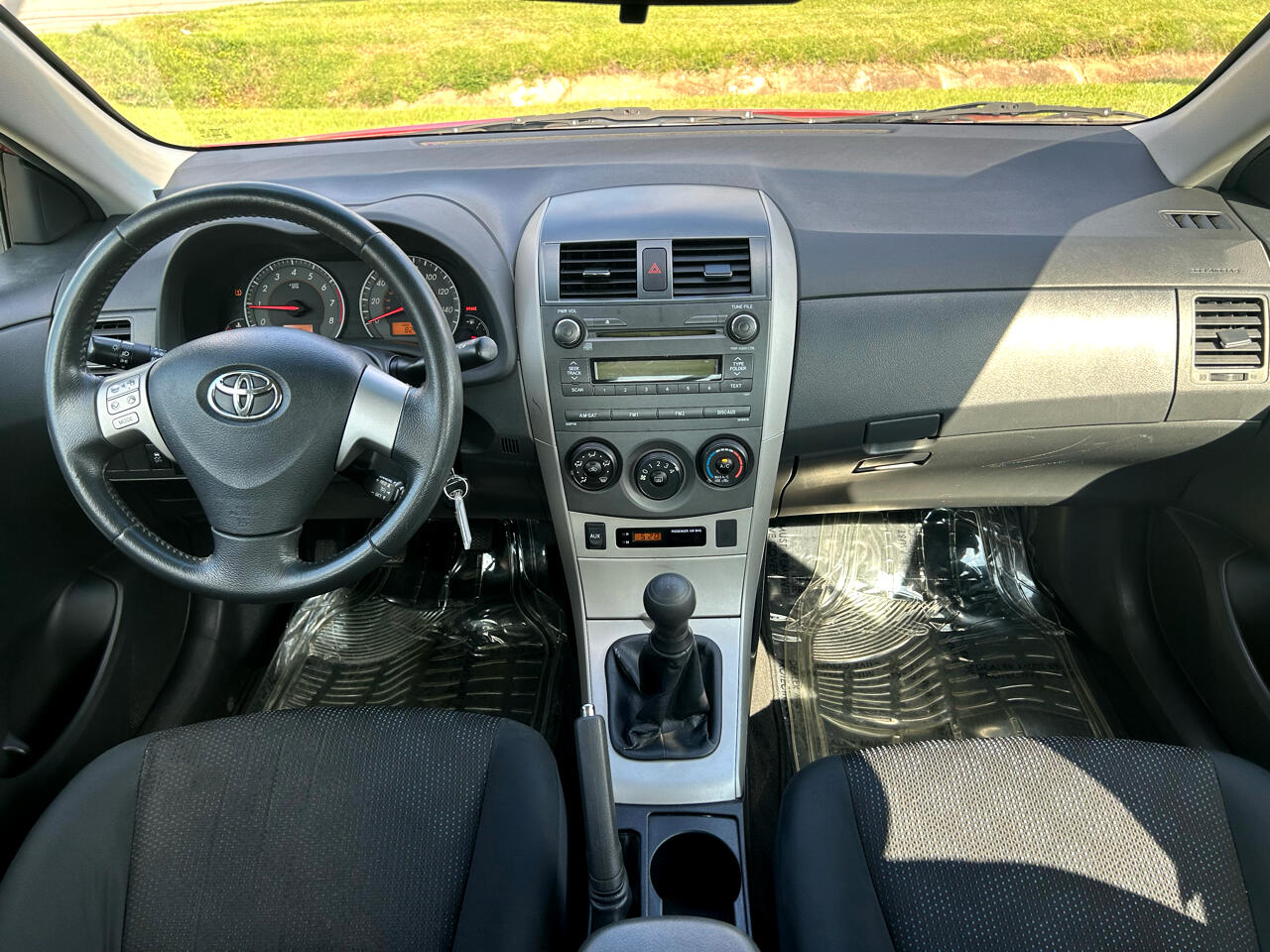 Toyota Corolla 4dr Sdn Man (Natl) 2010 Toyota Corolla 4dr Sdn Man (Natl) 2010