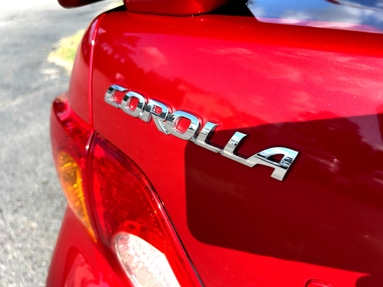 Toyota Corolla 4dr Sdn Man (Natl) 2010 Toyota Corolla 4dr Sdn Man (Natl) 2010