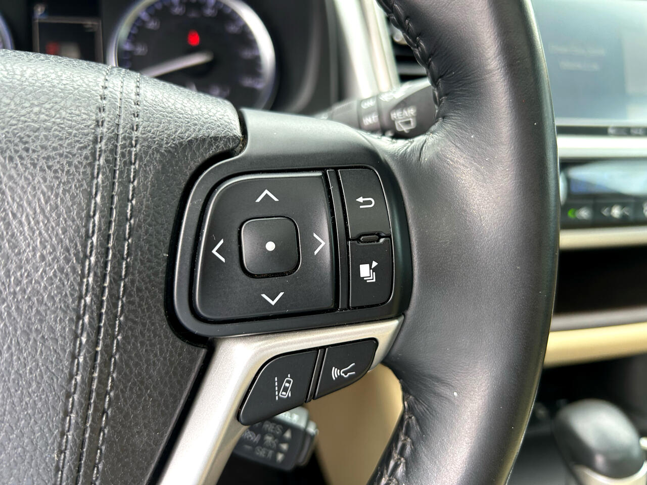 Toyota Highlander XLE V6 AWD (Natl) 2017 Toyota Highlander XLE V6 AWD (Natl) 2017