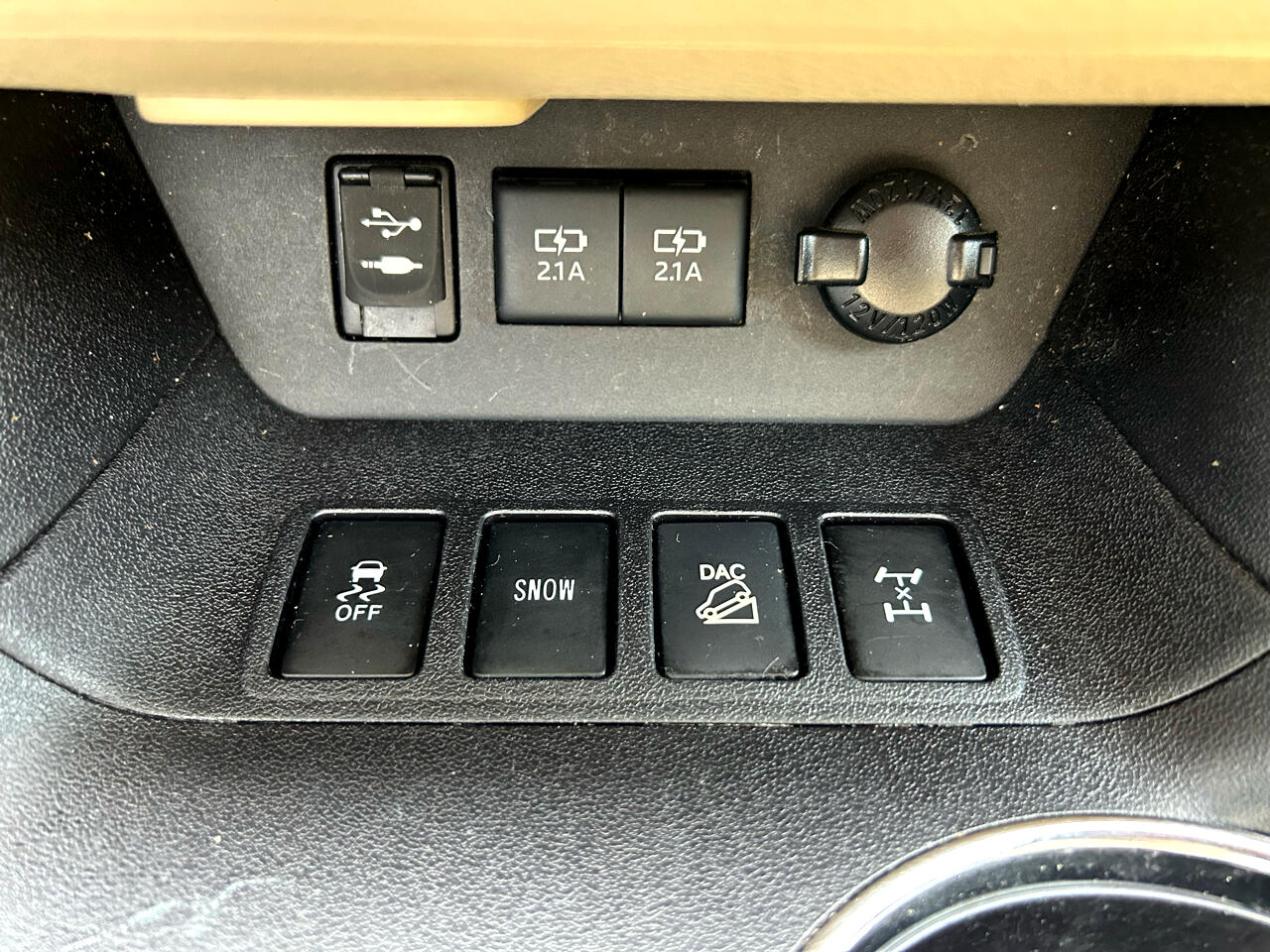 Toyota Highlander XLE V6 AWD (Natl) 2017 Toyota Highlander XLE V6 AWD (Natl) 2017