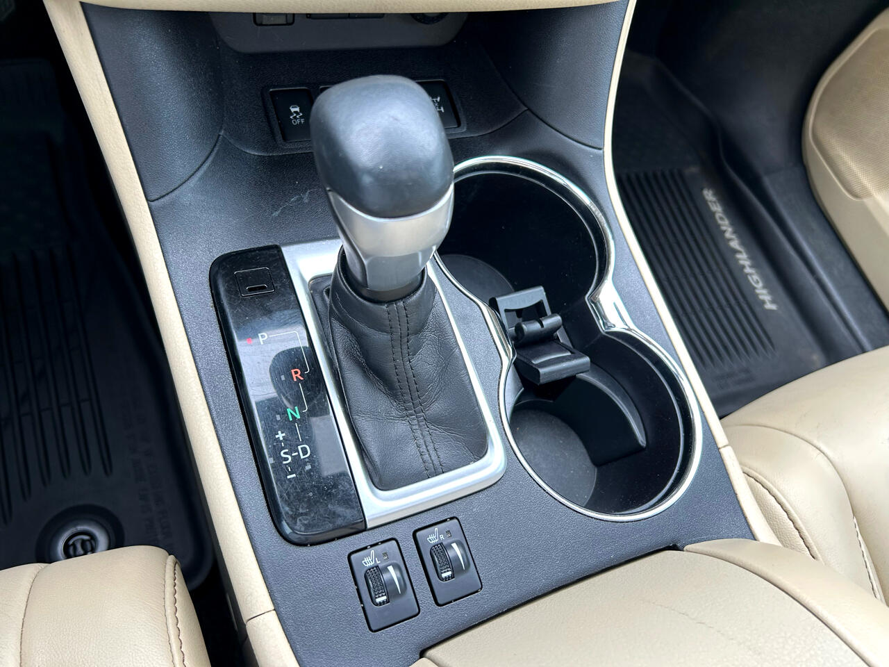 Toyota Highlander XLE V6 AWD (Natl) 2017 Toyota Highlander XLE V6 AWD (Natl) 2017