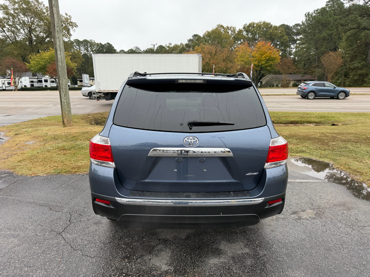 Toyota Highlander 4WD 4dr V6 (Natl) 2013 Toyota Highlander 4WD 4dr V6 (Natl) 2013