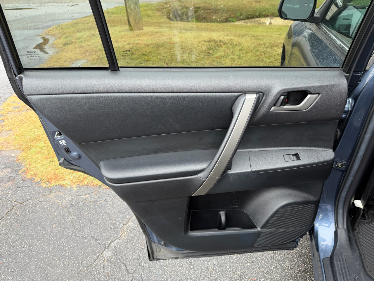 Toyota Highlander 4WD 4dr V6 (Natl) 2013 Toyota Highlander 4WD 4dr V6 (Natl) 2013