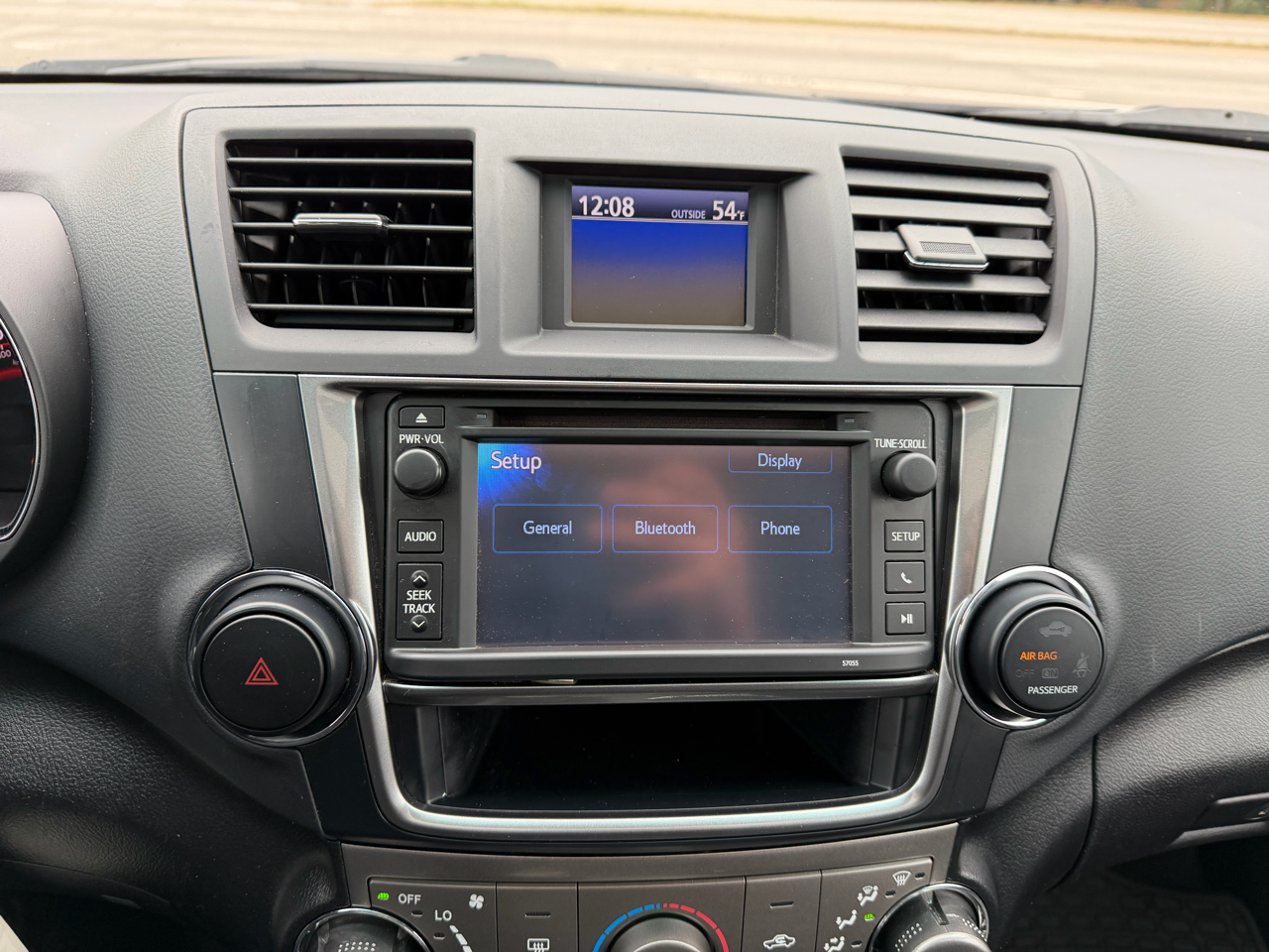 Toyota Highlander 4WD 4dr V6 (Natl) 2013 Toyota Highlander 4WD 4dr V6 (Natl) 2013