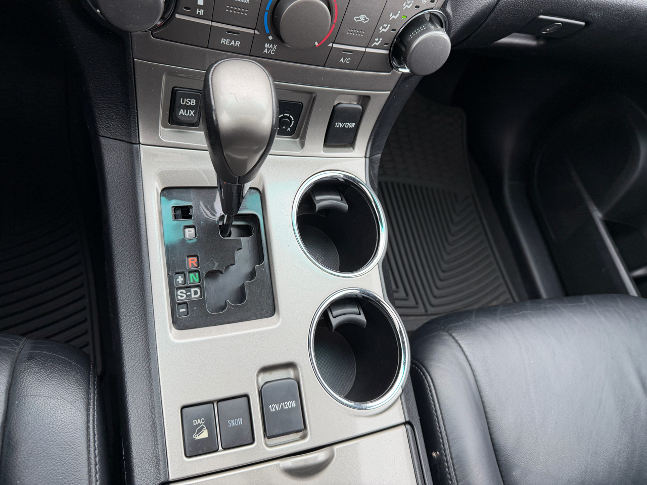 Toyota Highlander 4WD 4dr V6 (Natl) 2013 Toyota Highlander 4WD 4dr V6 (Natl) 2013