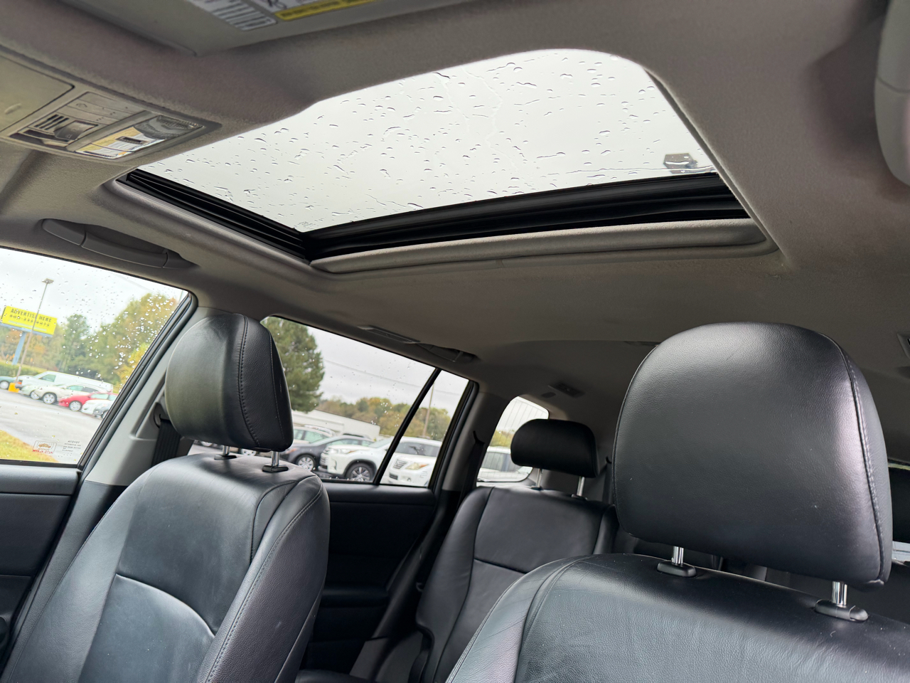 Toyota Highlander 4WD 4dr V6 (Natl) 2013 Toyota Highlander 4WD 4dr V6 (Natl) 2013