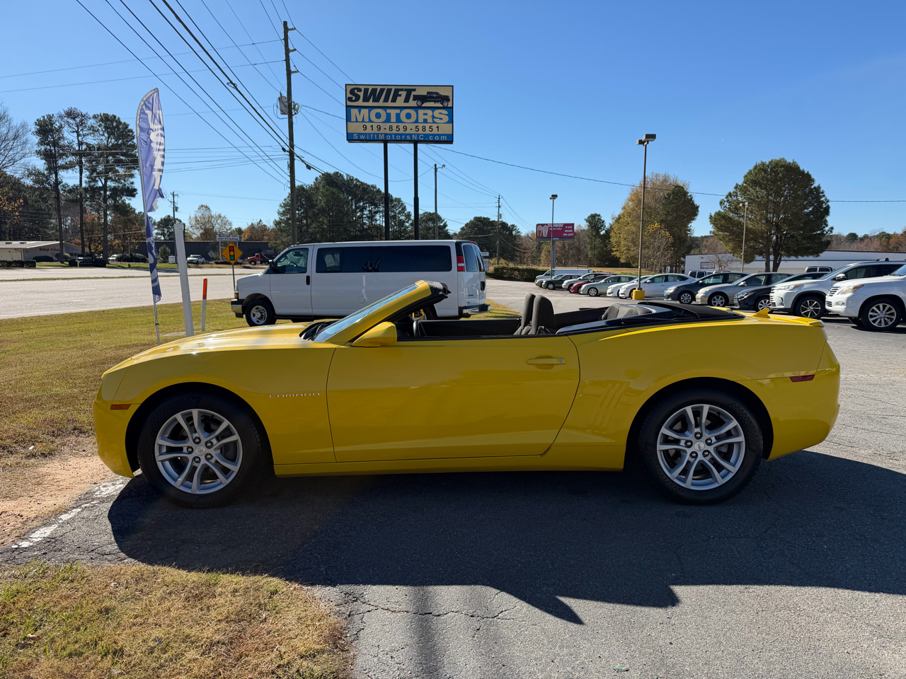 2013 Chevrolet Camaro 1LT photo 2