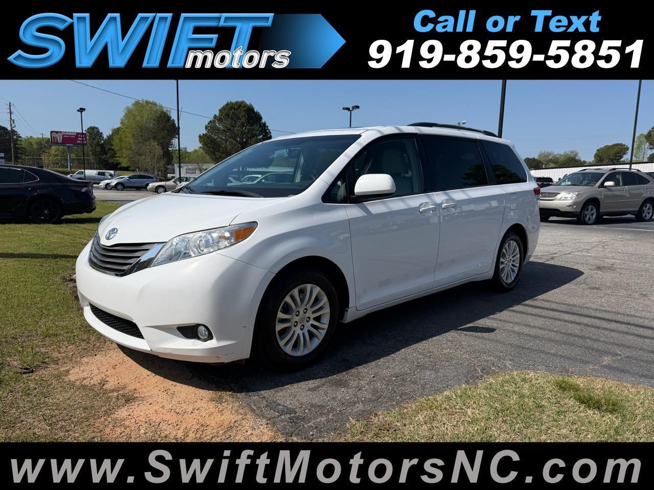 2013 Toyota Sienna 5dr 7-Pass Van V6 XLE AAS FWD (Natl)