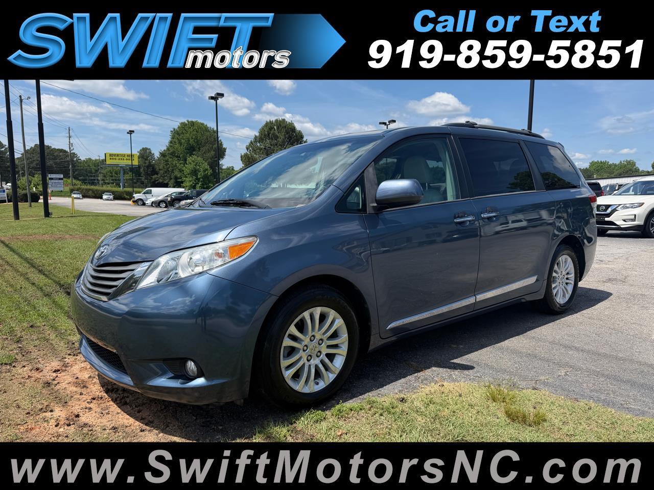 2013 Toyota Sienna 5dr 8-Pass Van V6 XLE FWD (Natl)