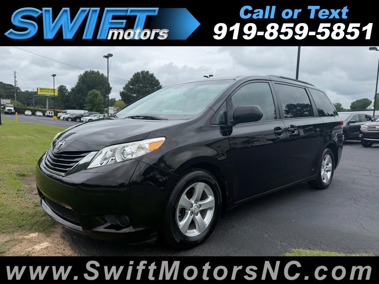 2014 Toyota Sienna 5dr 8-Pass Van V6 LE FWD (Natl)