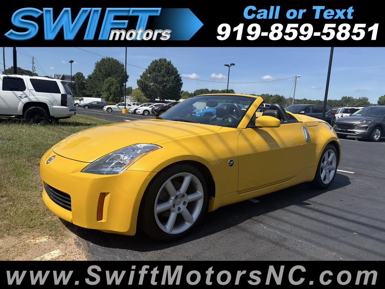 2005 Nissan 350Z 2dr Roadster Touring Manual