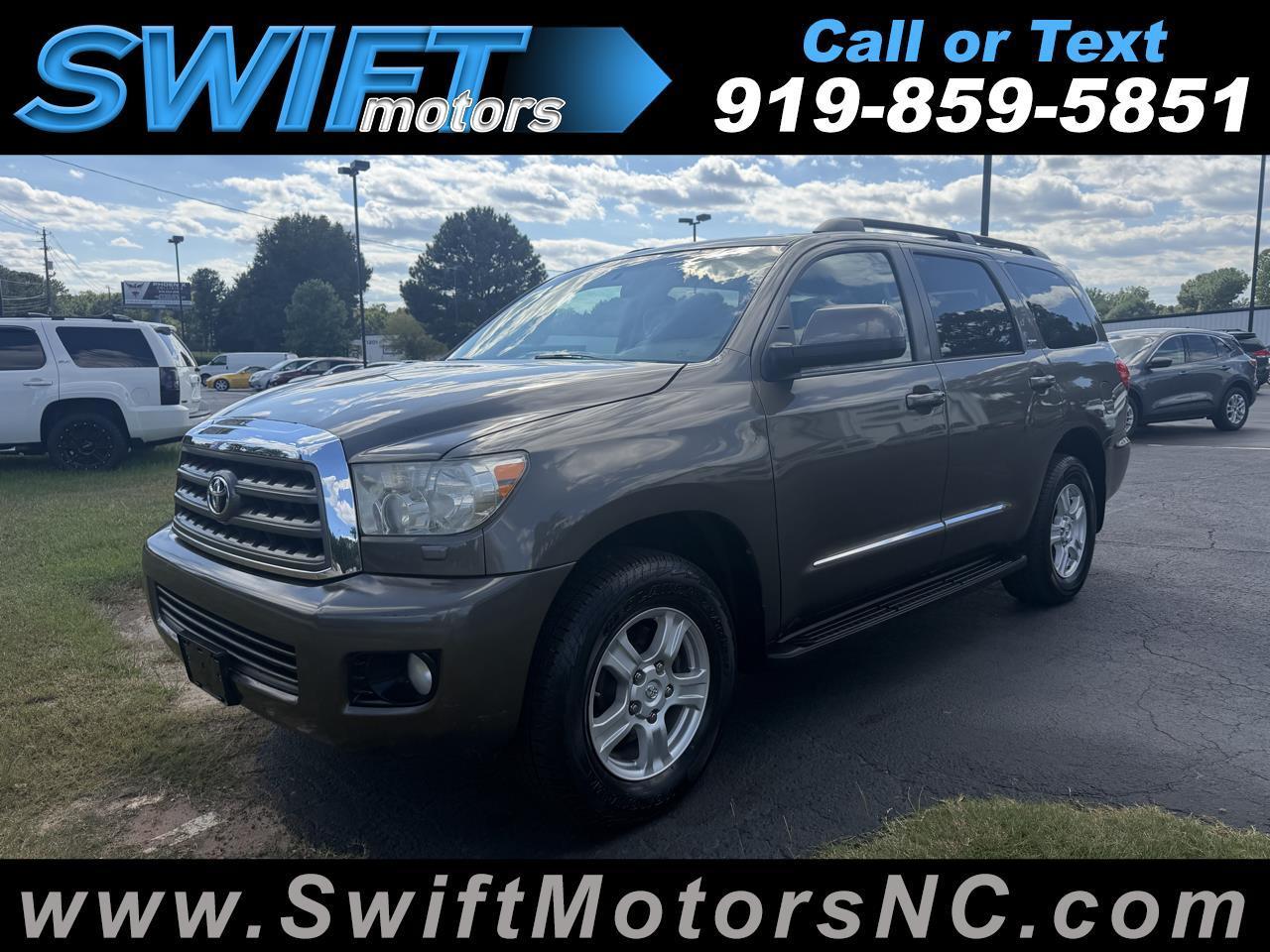 2016 Toyota Sequoia 4WD 5.7L SR5 (Natl)