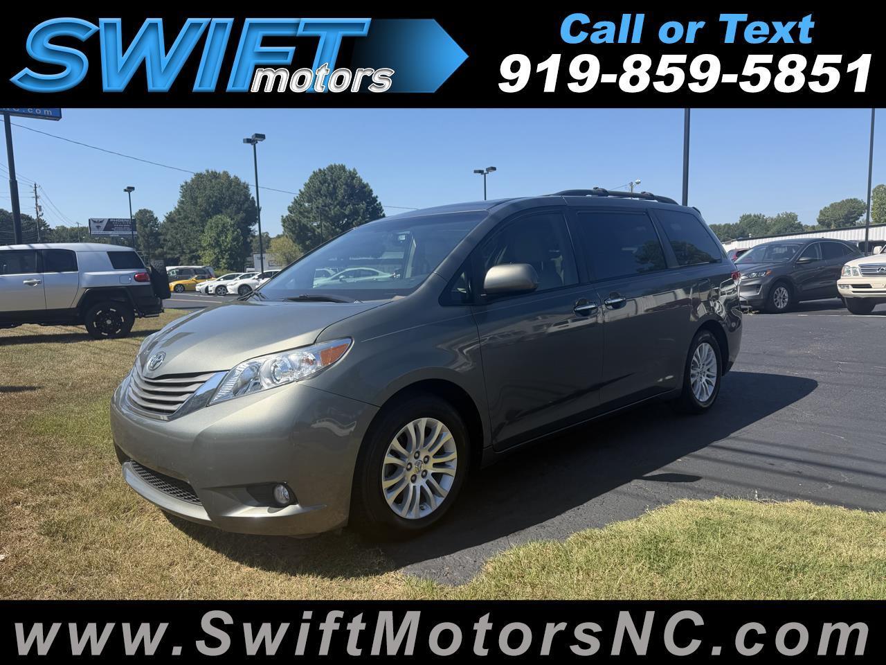 2014 Toyota Sienna 5dr 8-Pass Van V6 XLE FWD (Natl)