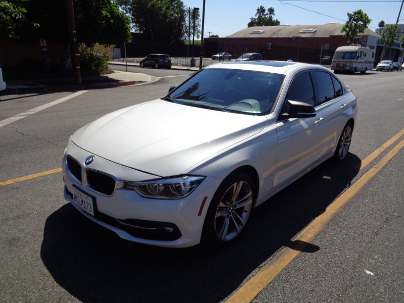 2017 BMW 3-Series 330i SULEV Sedan