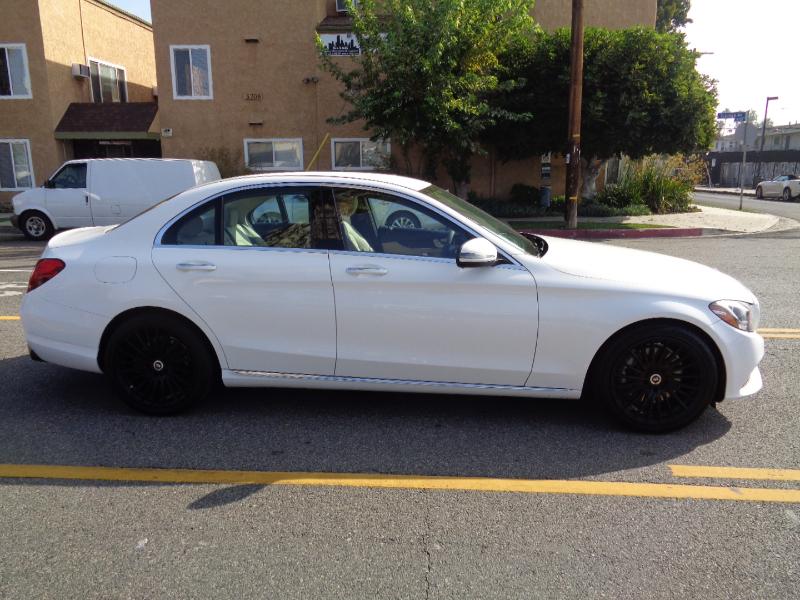 Mercedes-Benz C-Class C300 Sedan 2017 Mercedes-Benz C-Class C300 Sedan 2017