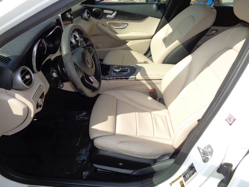 Mercedes-Benz C-Class C300 Sedan 2017 Mercedes-Benz C-Class C300 Sedan 2017